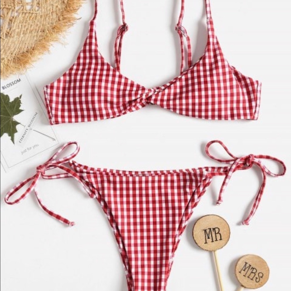 Zaful twist front gingham bikini